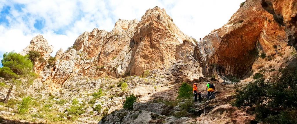 Grieta Aventura - Montañas de Alicante 